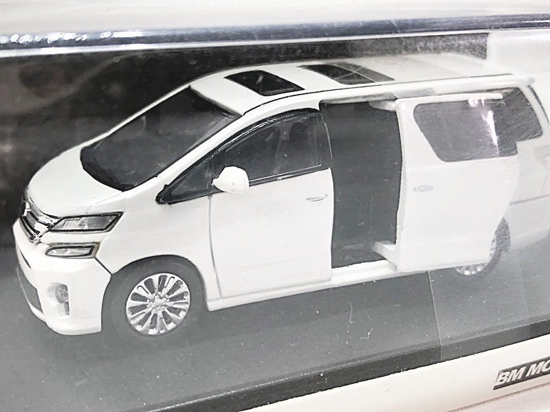 BM MODEL × PEAKO トヨタ ヴェルファイア 1/64 白 ミニカー BM MODEL × PEAKO 1/64 TOYOTA VELLFIRE 20系 ヴェルファイア