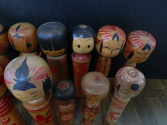 □ 希少 伝統こけし 弥治郎系 新山久治 にいやまきゅうじ 高さ □ 希少 伝統こけし 弥治郎系 新山久治 にいやまきゅうじ 高さ