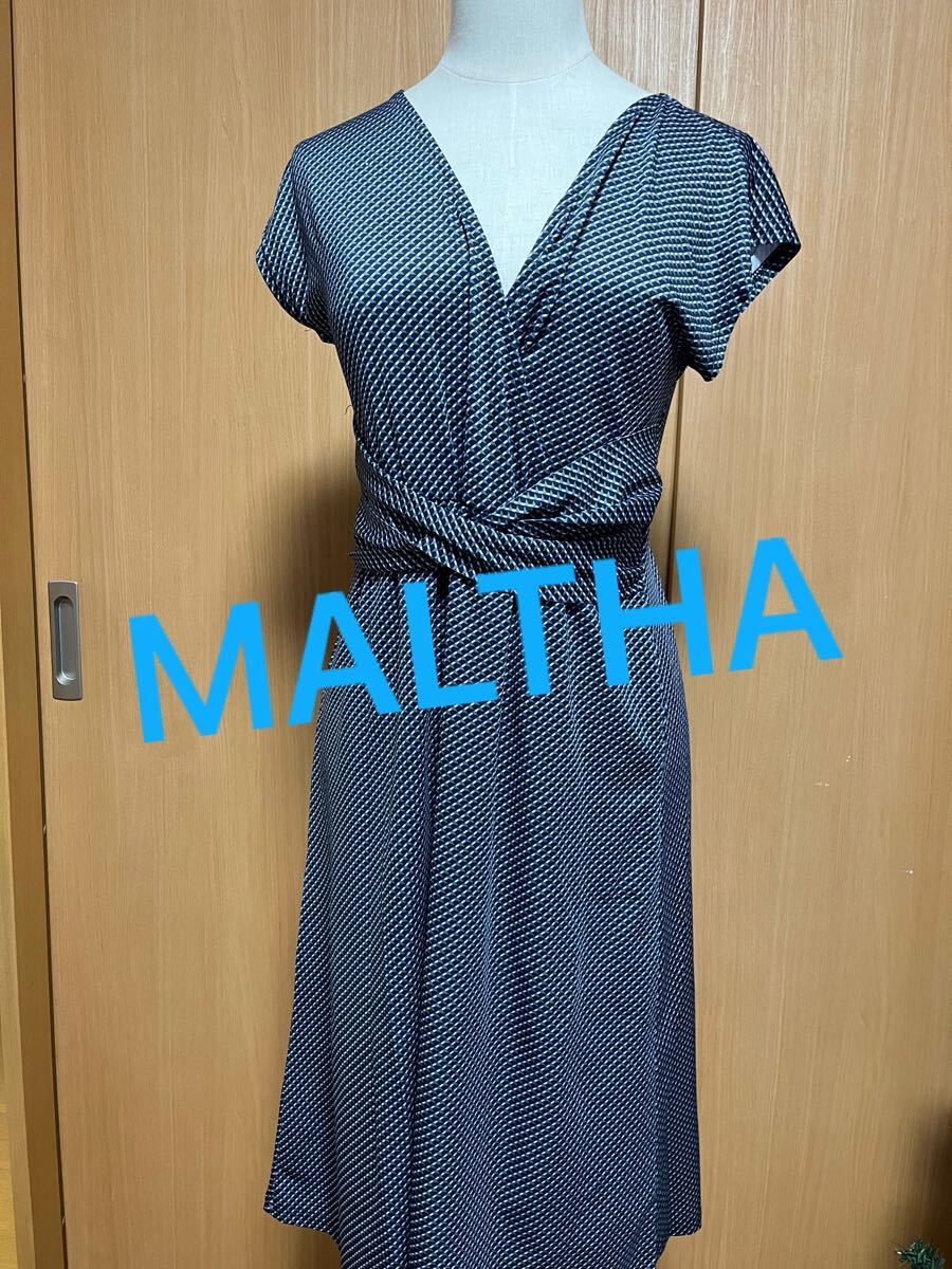 美ラインMALTHAさらさらストレッチ清楚ワンピースドレスLブルーサイズL