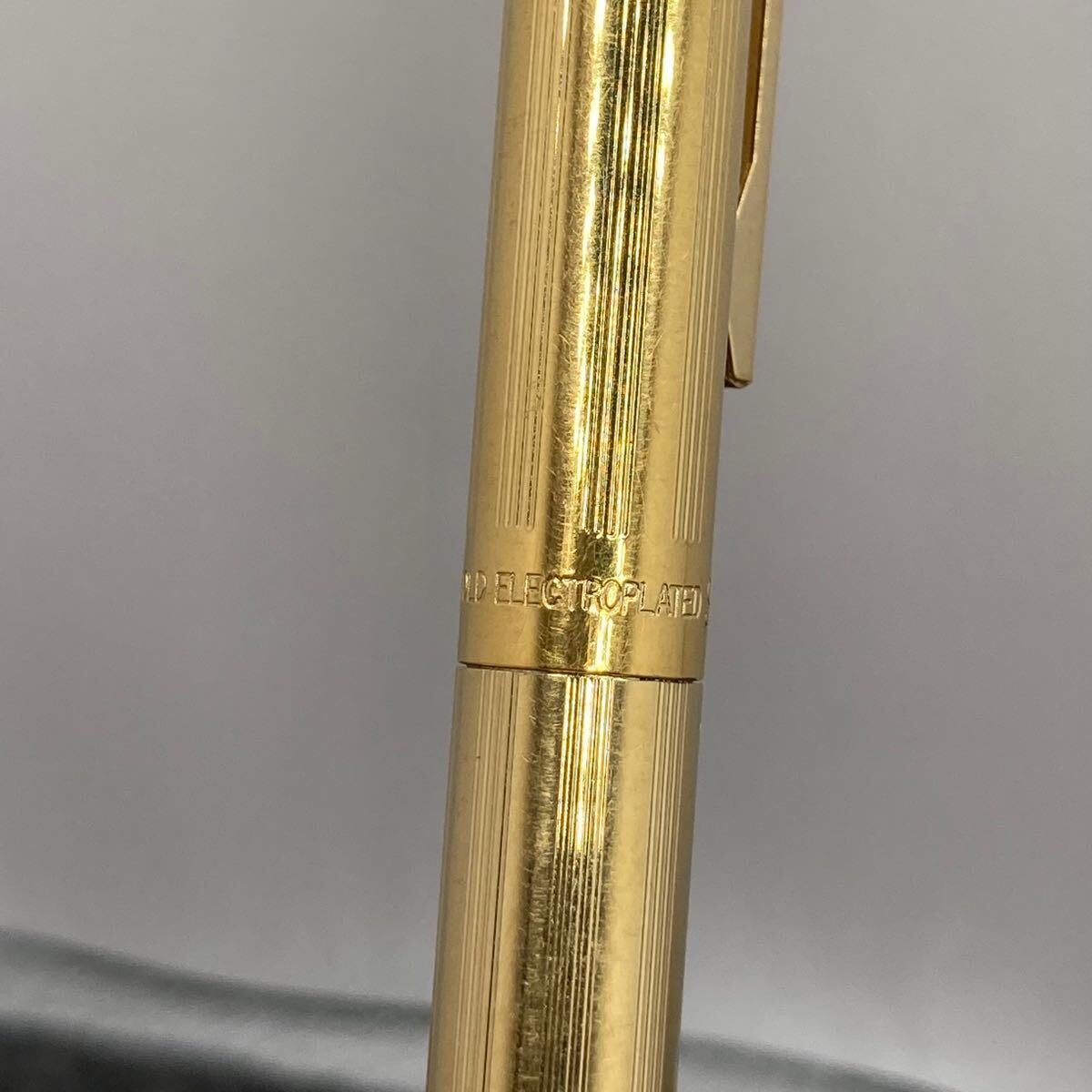 PE448*SHEAFFER Sheaffer twist type ballpen GOLD ELECTROPLATED gold trim writing brush chronicle has confirmed 