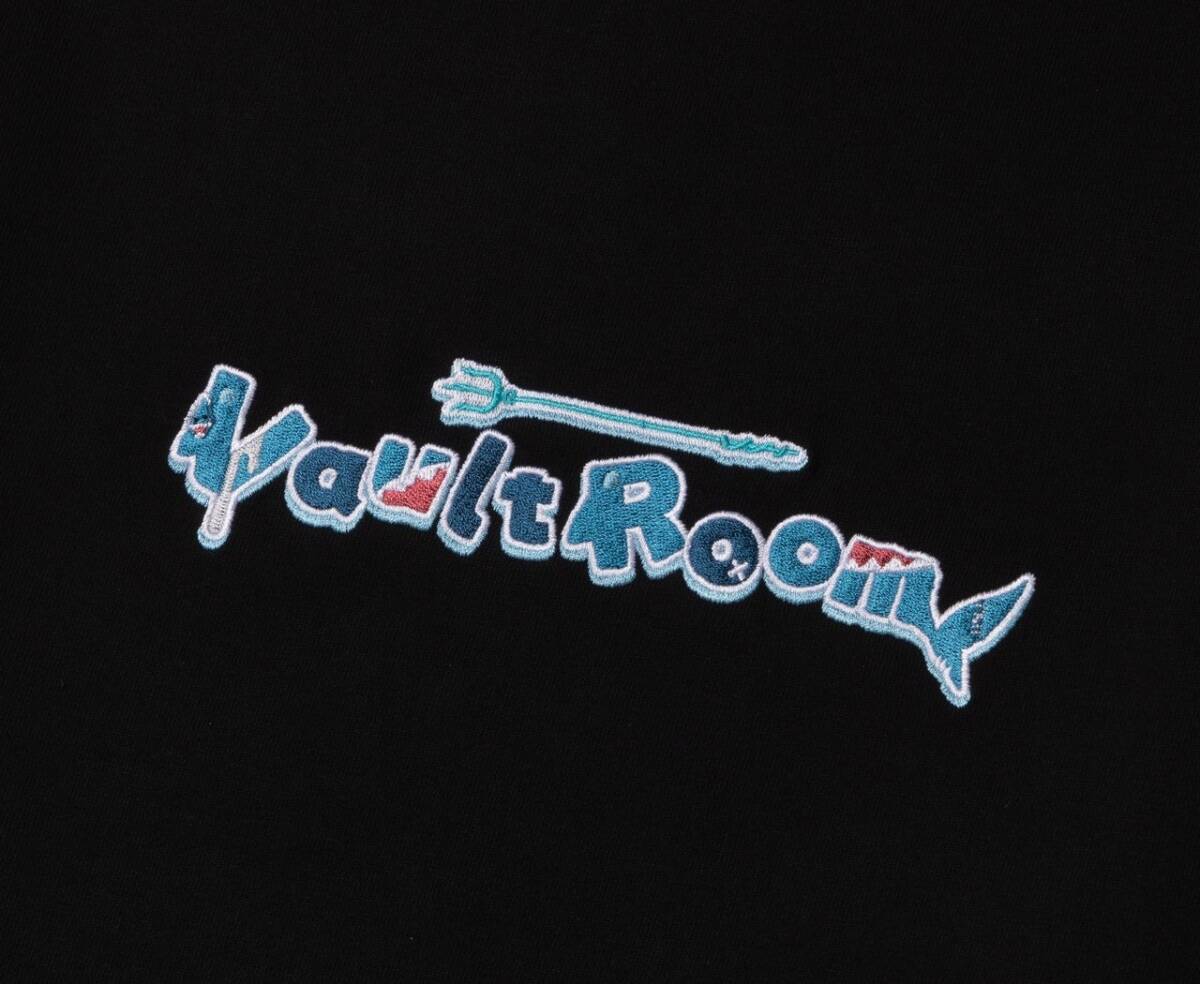 即発送 vaultroom GAWR GURA VR × GURA L/S TEE BLACK L ボルト 即発送 vaultroom GAWR GURA VR × GURA L/S TEE BLACK L ボルト