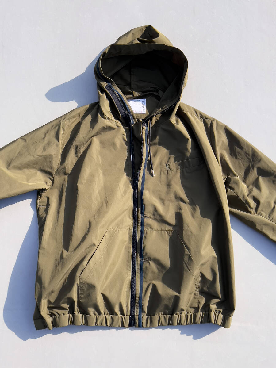 Bibian 比比昂- sacai 24-03399M ナイロンジャケットカーキ Bibian 比比昂- sacai 24-03399M ナイロンジャケットカーキ