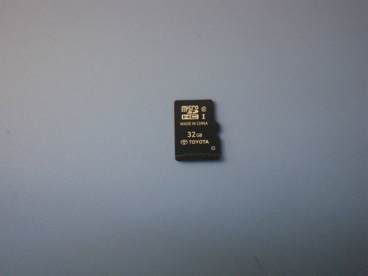 即決 ◆ トヨタ純正 SDナビゲーション NSZT-W68T 地図データSDカード ◆ W-126