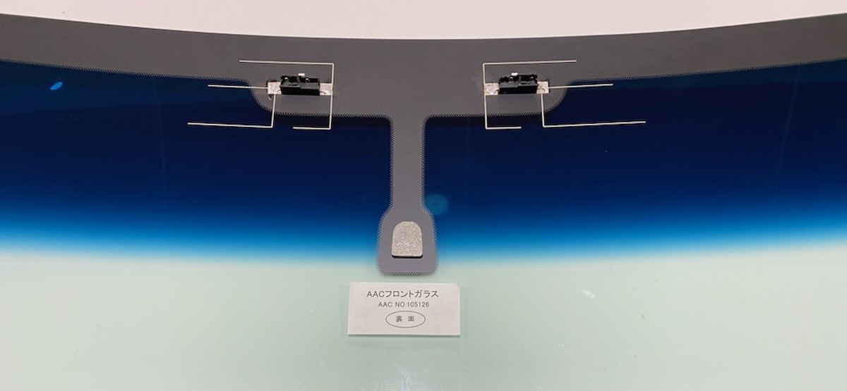 フロントガラス ティアナ 4D セダン 日産 純正品番:G2700-JN22D J32系 ボカシ:ブルー 105126