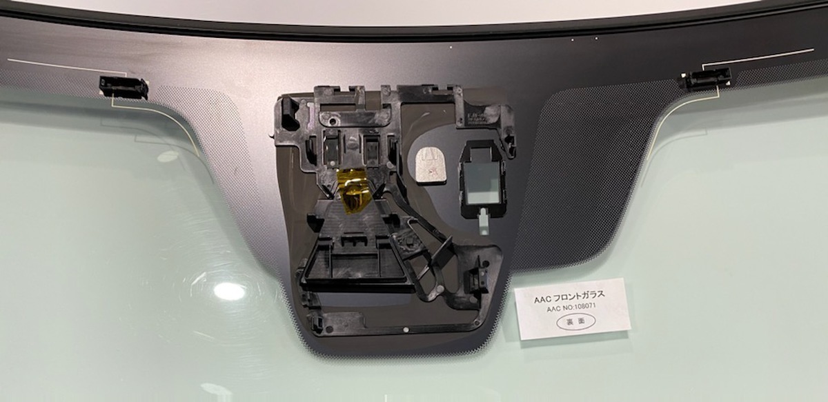 フロントガラス MAZDA2 5D ハッチバック マツダ 純正品番:D43P-63-900A DJ系 108071