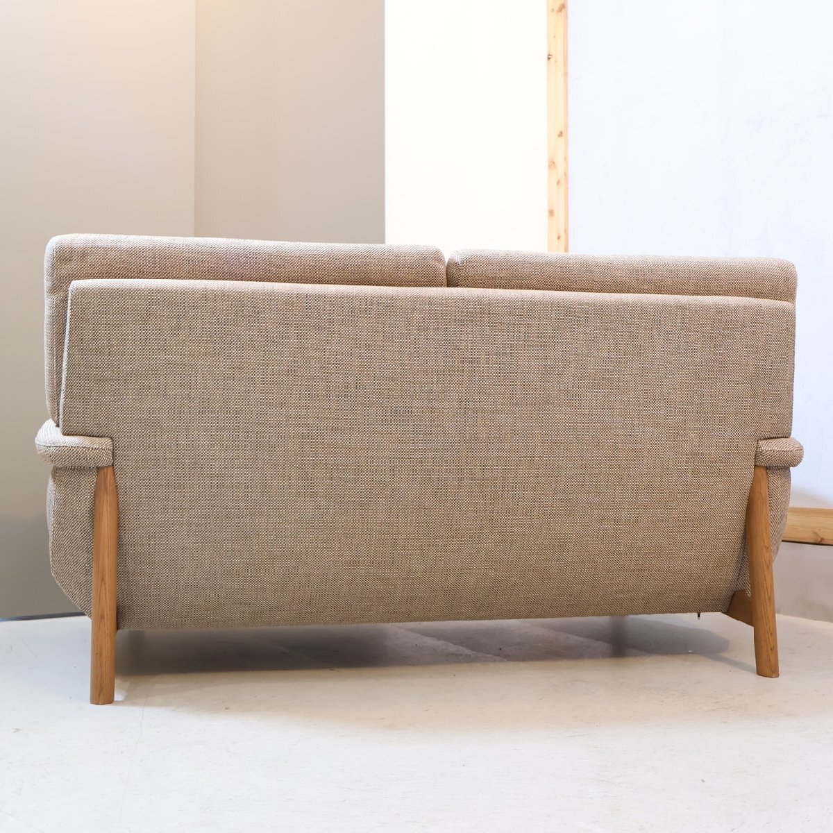 karimoku カリモク家具 UU25 オーク材 2人掛けソファー ファブリック シンプル 北歐スタイル ナチュラル ラブソファ 2Pソファ EK103