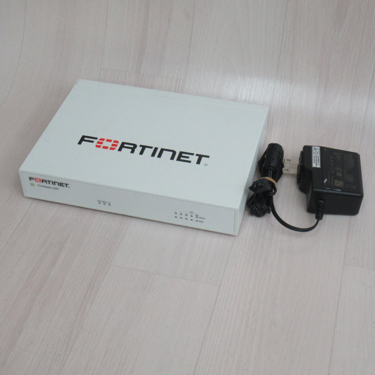 Fortinet FG-40F FortiGate-40F UTM ライセンス26年07月 保証有 Fortinet FG-40F FortiGate-40F UTM ライセンス26年07月 保証有
