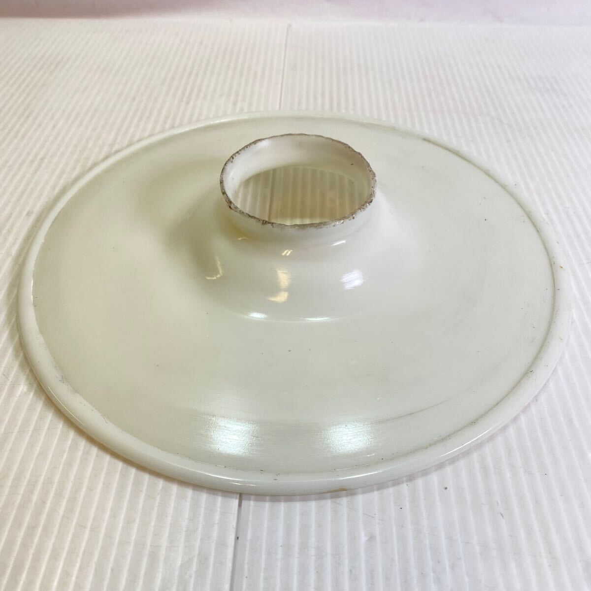 乳白ガラス 乳白色 電笠 電傘 昭和レトロ アンティーク ランプシェード 照明 硝子 インテリア 古道具 _画像1