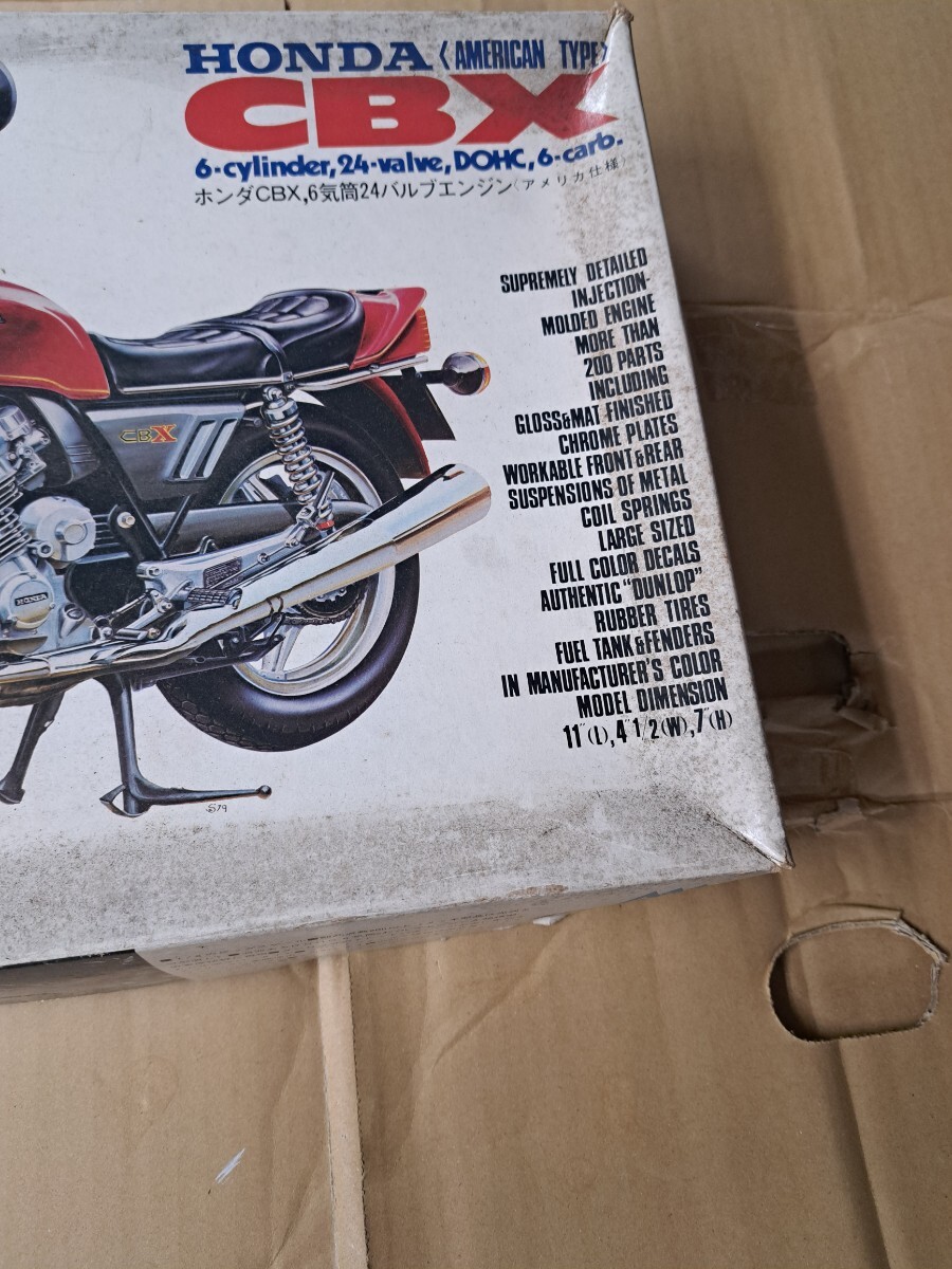 ヨーデル社製 1/8 ホンダ CBX 6気筒24バルブエンジン ヨーデル社製 1/8 ホンダ CBX 6気筒24バルブエンジン
