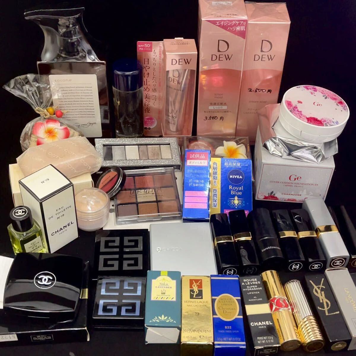 1円 未開封 多数 コスメ 35点化粧品まとめ 大量 Dior/ CHANEL/GIVENCHY/YSL/LANCOME他 香水 口紅 アイシャドウ ファンデーション 美容液 等