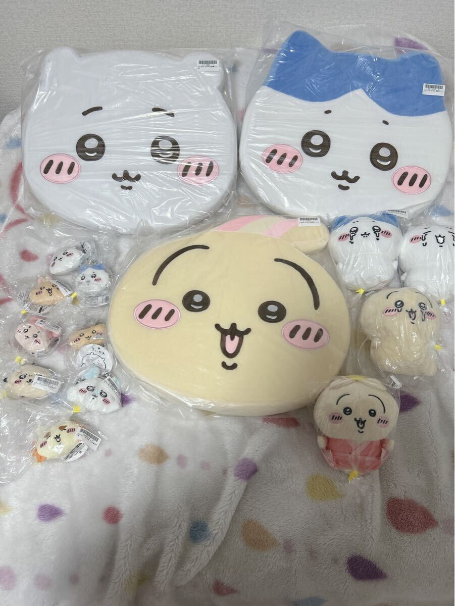 ちいかわ ハチワレ うさぎ 低反発クッション ミニがま口 全8種 くりまんじゅう 古本屋 ラッコ モモンガ シーサー 泣いちゃった ぬいぐるみ