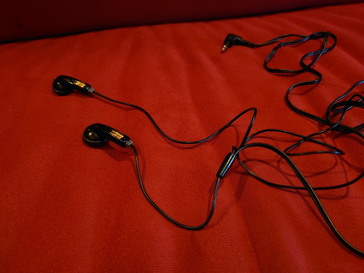 Bibian 比比昂- 【AIWA】HP-V35 PIPE PHONE vintage EARPHONE Bibian 比比昂- 【AIWA】HP-V35 PIPE PHONE vintage EARPHONE