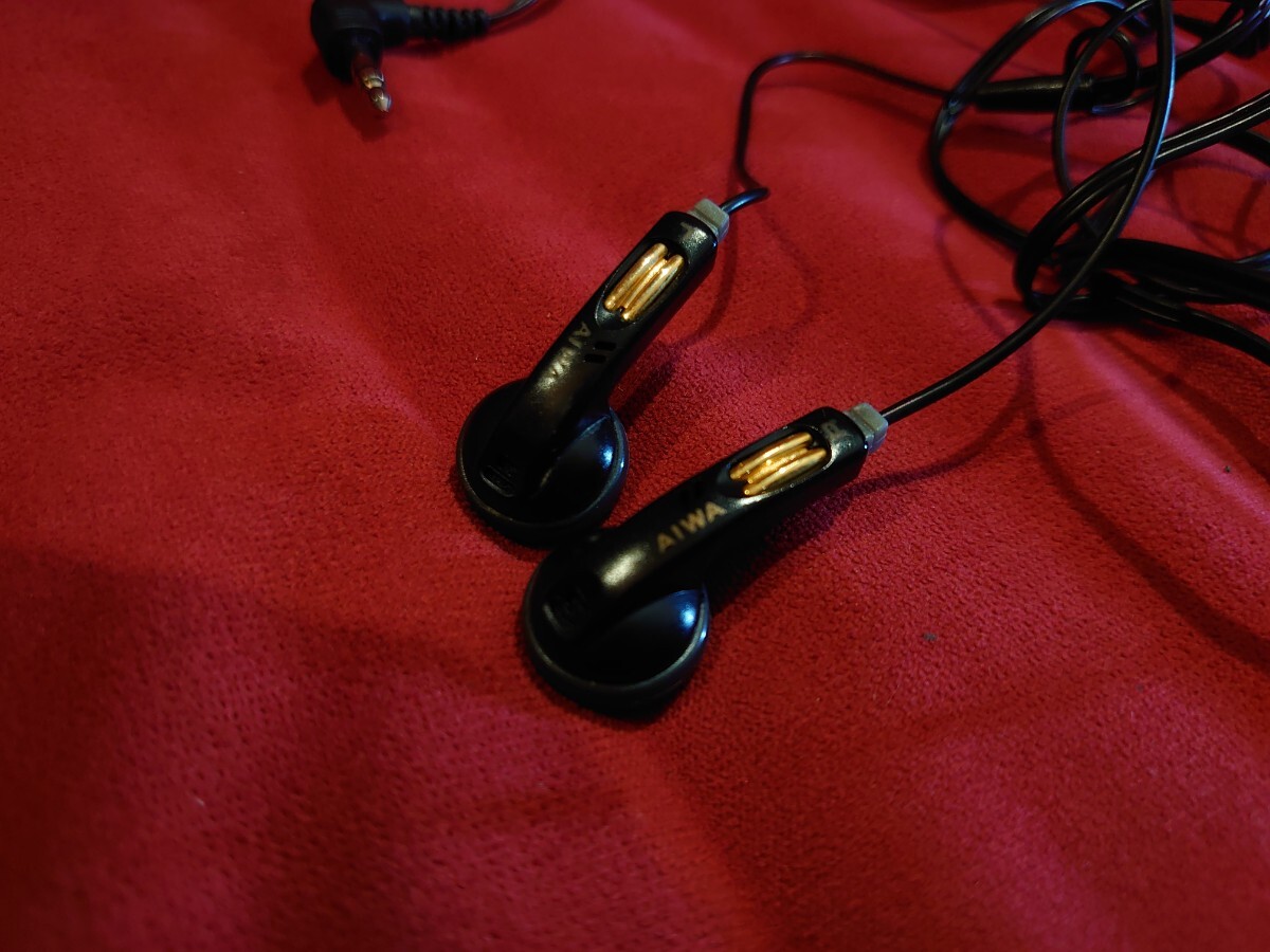Bibian 比比昂- 【AIWA】HP-V35 PIPE PHONE vintage EARPHONE Bibian 比比昂- 【AIWA】HP-V35 PIPE PHONE vintage EARPHONE