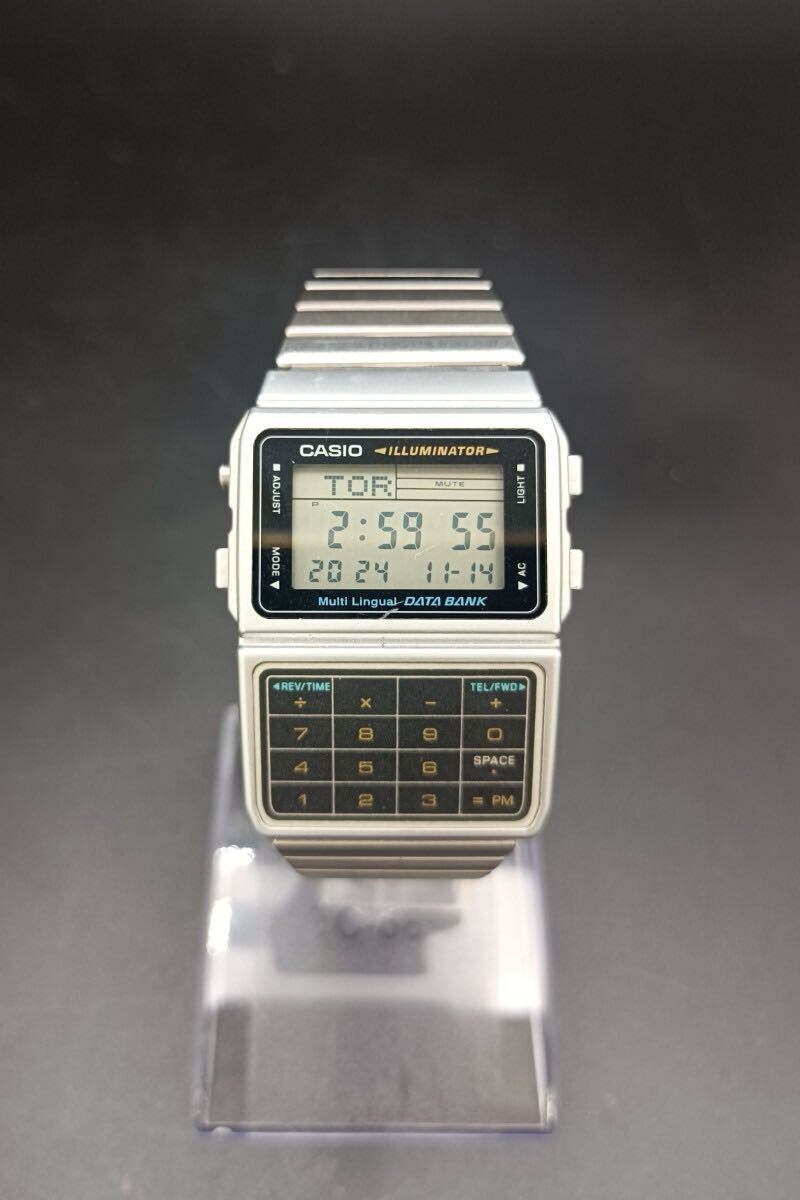 夏本　11月　No.28　CASIO　カシオ　ILLUMINATOR　デジタル腕時計　データバンク　STAINLESS　DBC-611　通電確認済　動作確認済