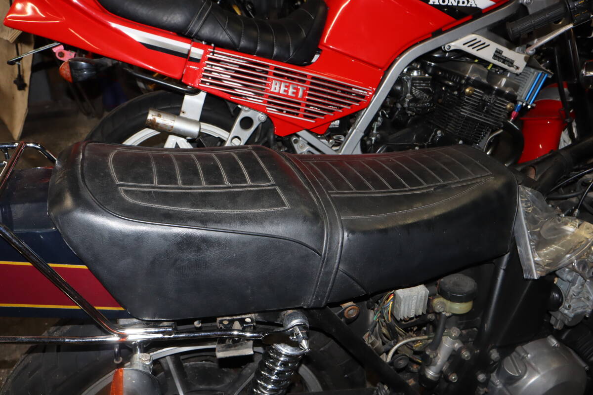 Z400FX 純正シート 金具付き GS400 Z400FX CB400T CB250T CB400F XJ400 CBR400F KH250 KH400 RZ250 Z400GP GT380 Z2 Z1 Z750Rs CB750K 