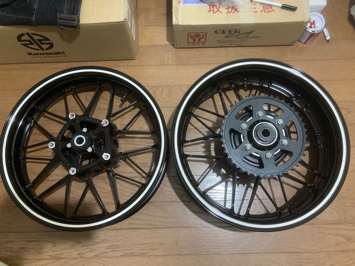 Yahoo!オークション - Z900RS CAFE 2022年式 純正ホイール Yahoo!オークション - Z900RS CAFE 2022年式 純正ホイール
