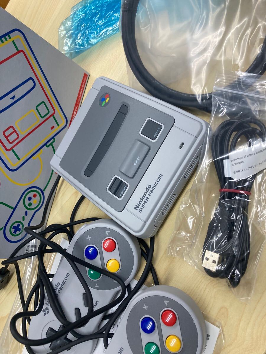 美品 Nintendo 任天堂 スーパーファミコン ファミコン本体 AC 美品 Nintendo 任天堂 スーパーファミコン ファミコン本体 AC