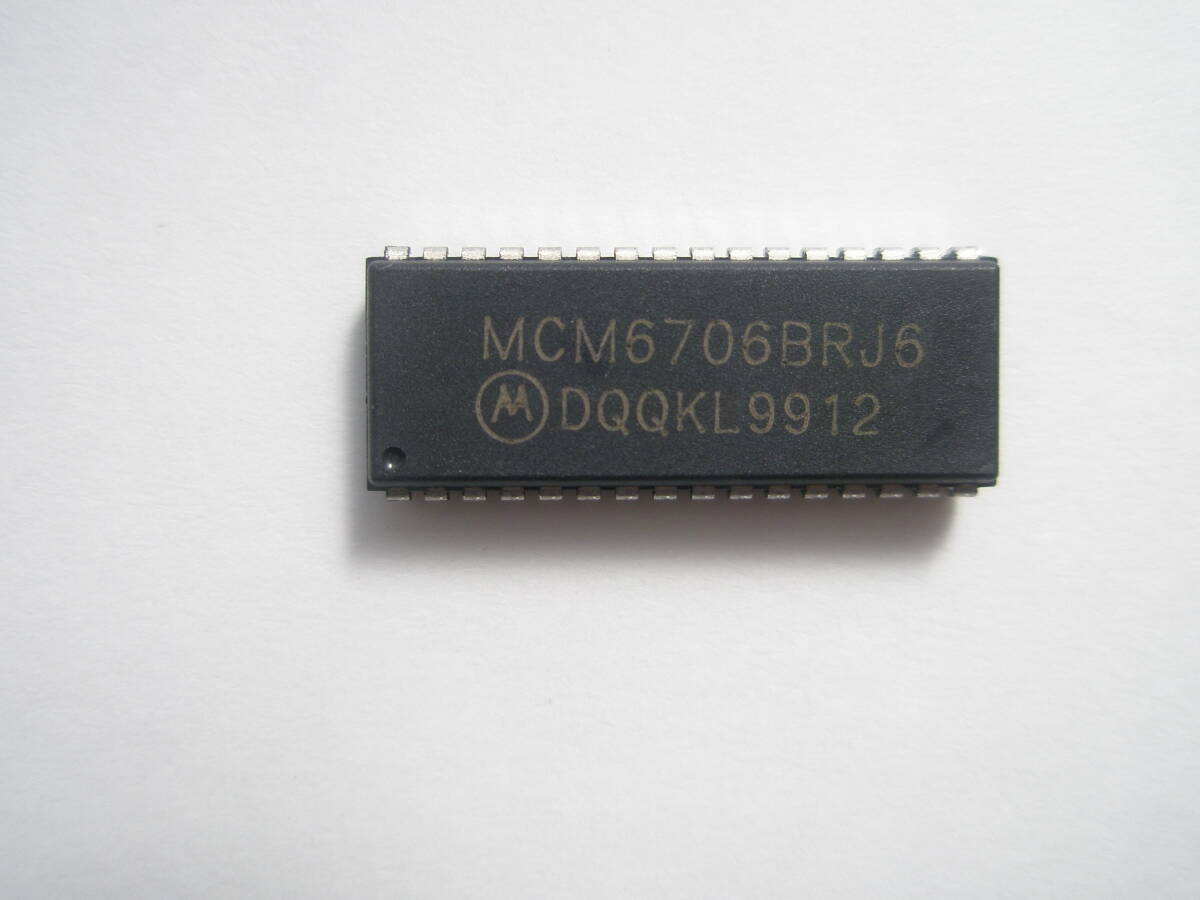 NXP UART(汎用非同期送受信器) 48-LQFP SC16C2550BIB 100個 NXP UART(汎用非同期送受信器) 48-LQFP SC16C2550BIB 100個
