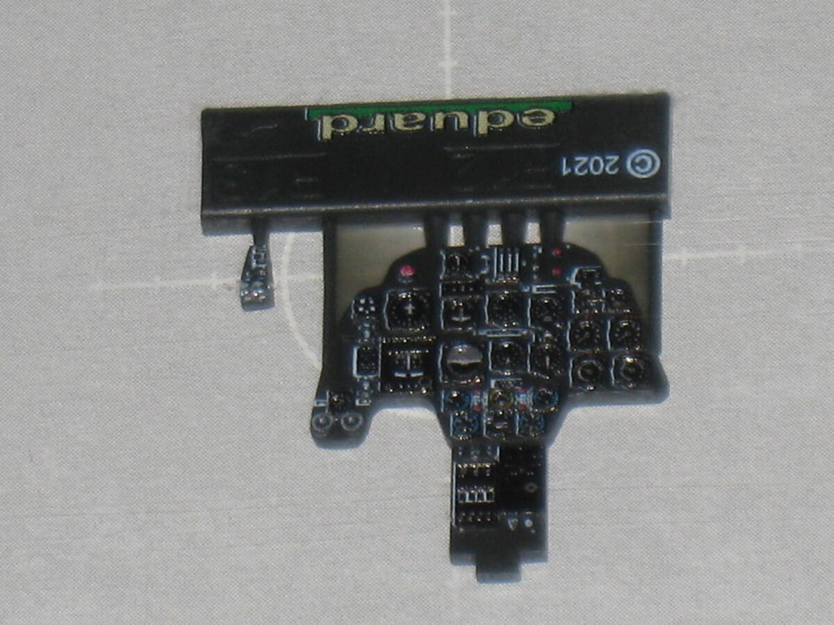エデュアルド 1/48 ドイツ空軍 Bf110G-4 LK 計器盤 レジンパーツ エデュアルド 1/48 ドイツ空軍 Bf110G-4 LK 計器盤 レジンパーツ