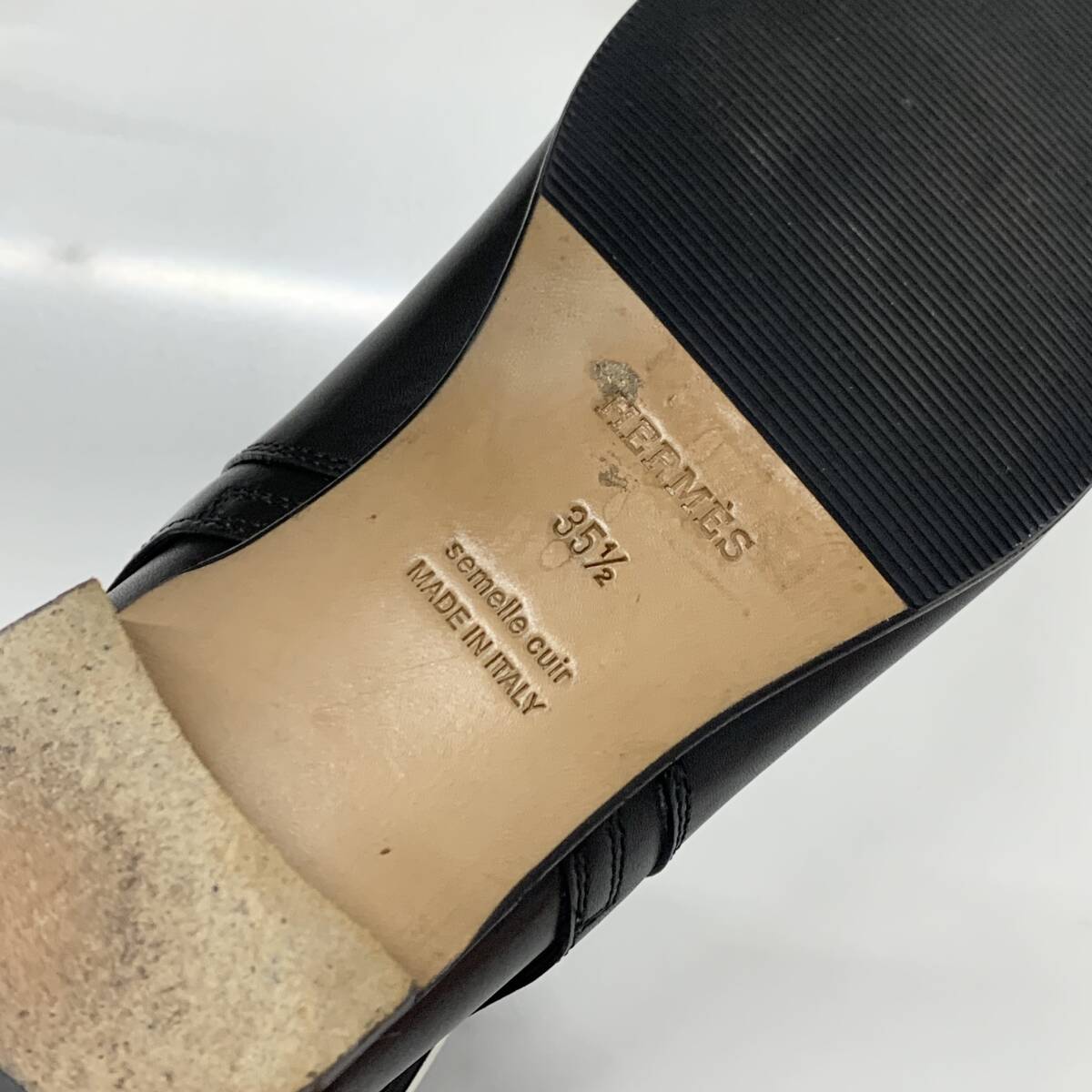 M10935 エルメス ネオ レザー ケリー金具 ショートブーツ M10935 エルメス ネオ レザー ケリー金具 ショートブーツ