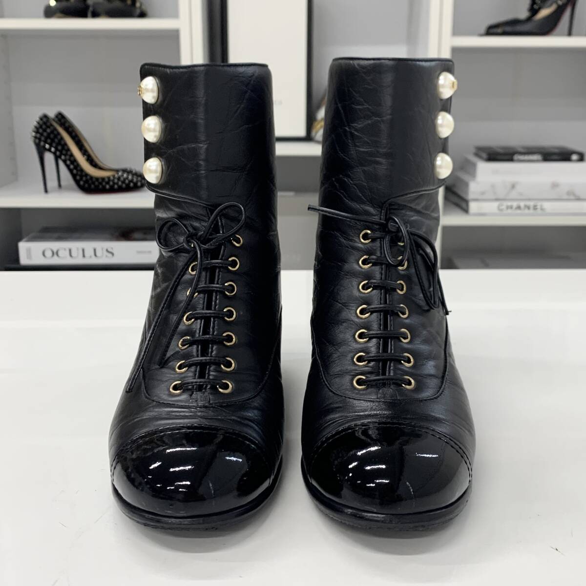 M10984 シャネル レザー ココマーク パール シワ加工 レース M10984 シャネル レザー ココマーク パール シワ加工 レース