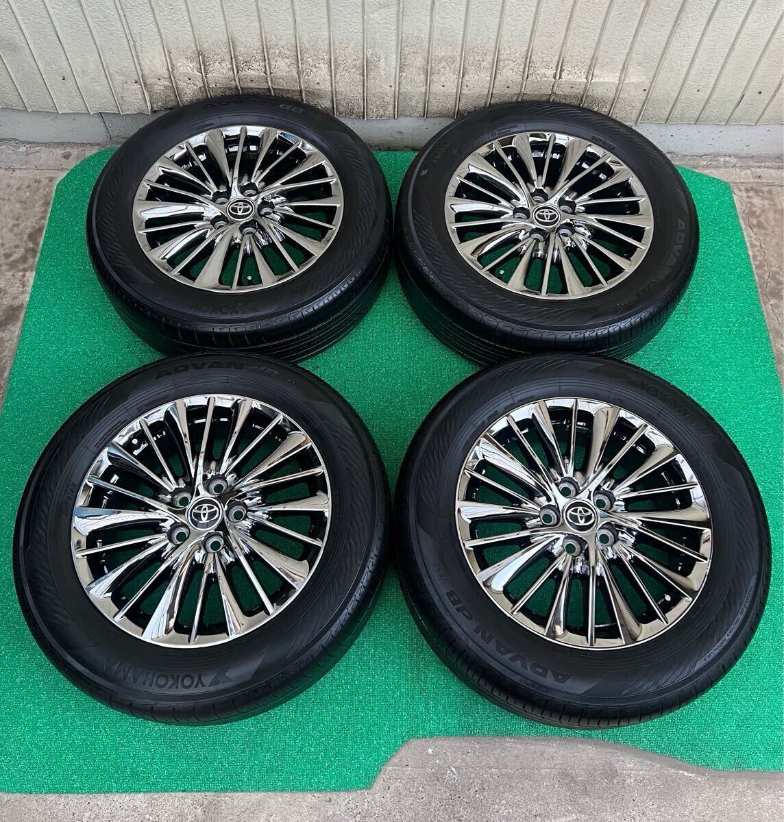 美品 TOYOTAトヨタ 30系 アルファード ヴェルファイア純正 後期 17 
