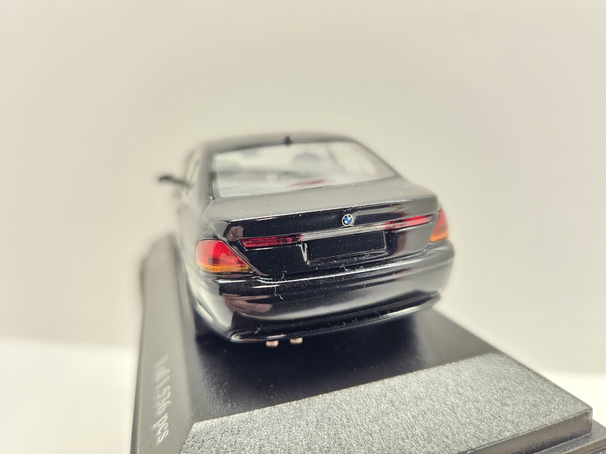1/43 MINICHAMPS BMW 7-series 2001 Saphirschwarz metallic (431020202)Black metallic 1:43 ミニチャンプス ブラックメタリック 入手困難