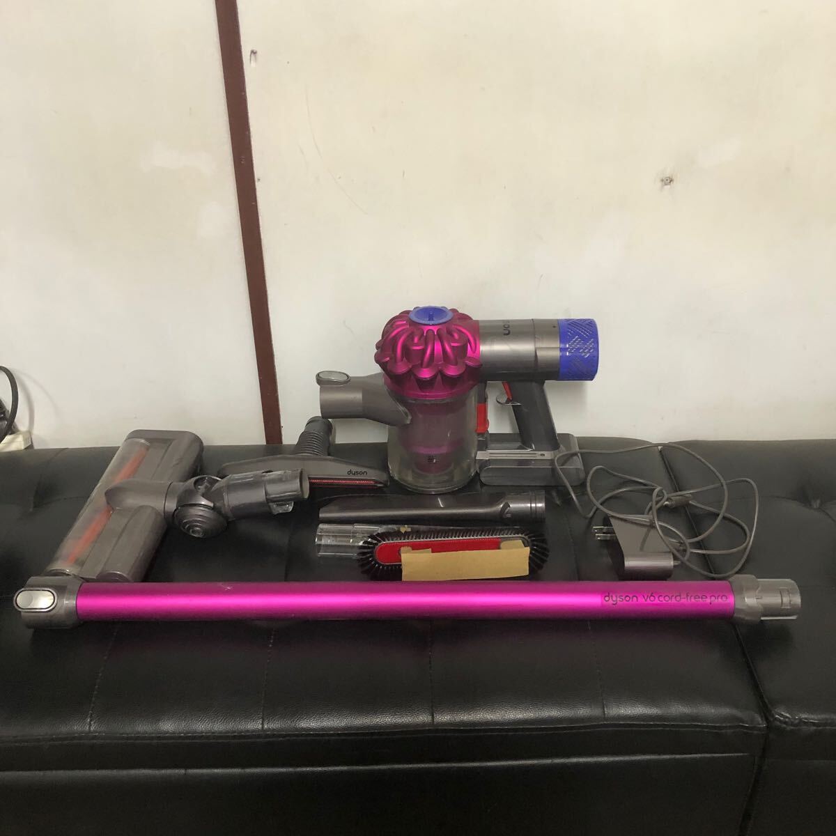 ○SV07○V6○ダイソン コードレススティック掃除機○dyson(2