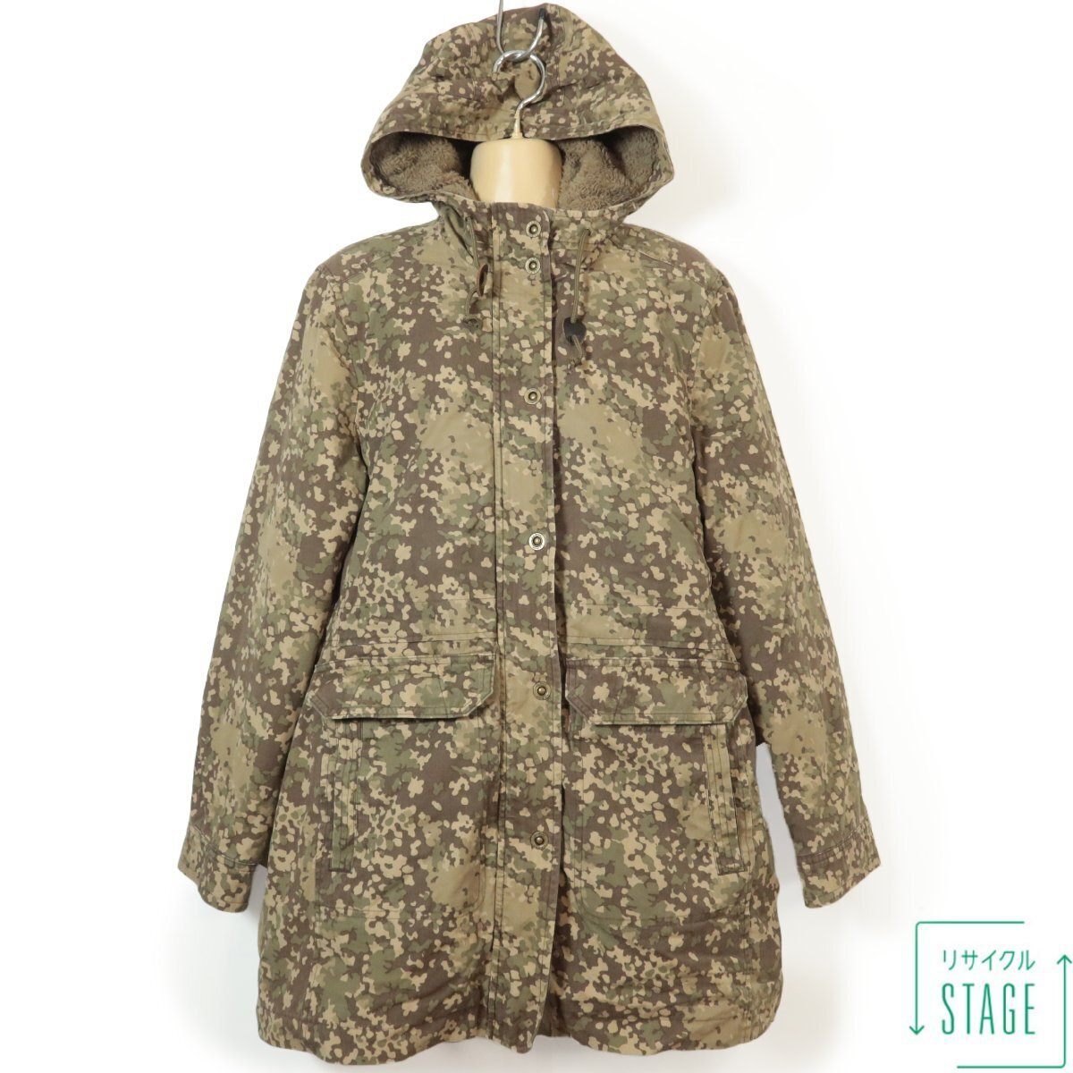 新しく着き L.L.Bean エルエルビーン★中わた入りブルゾン サイズM あったか裏ボア&キルティング♪アウトドア おしゃれな迷彩柄 緑系 z9427s 女性用