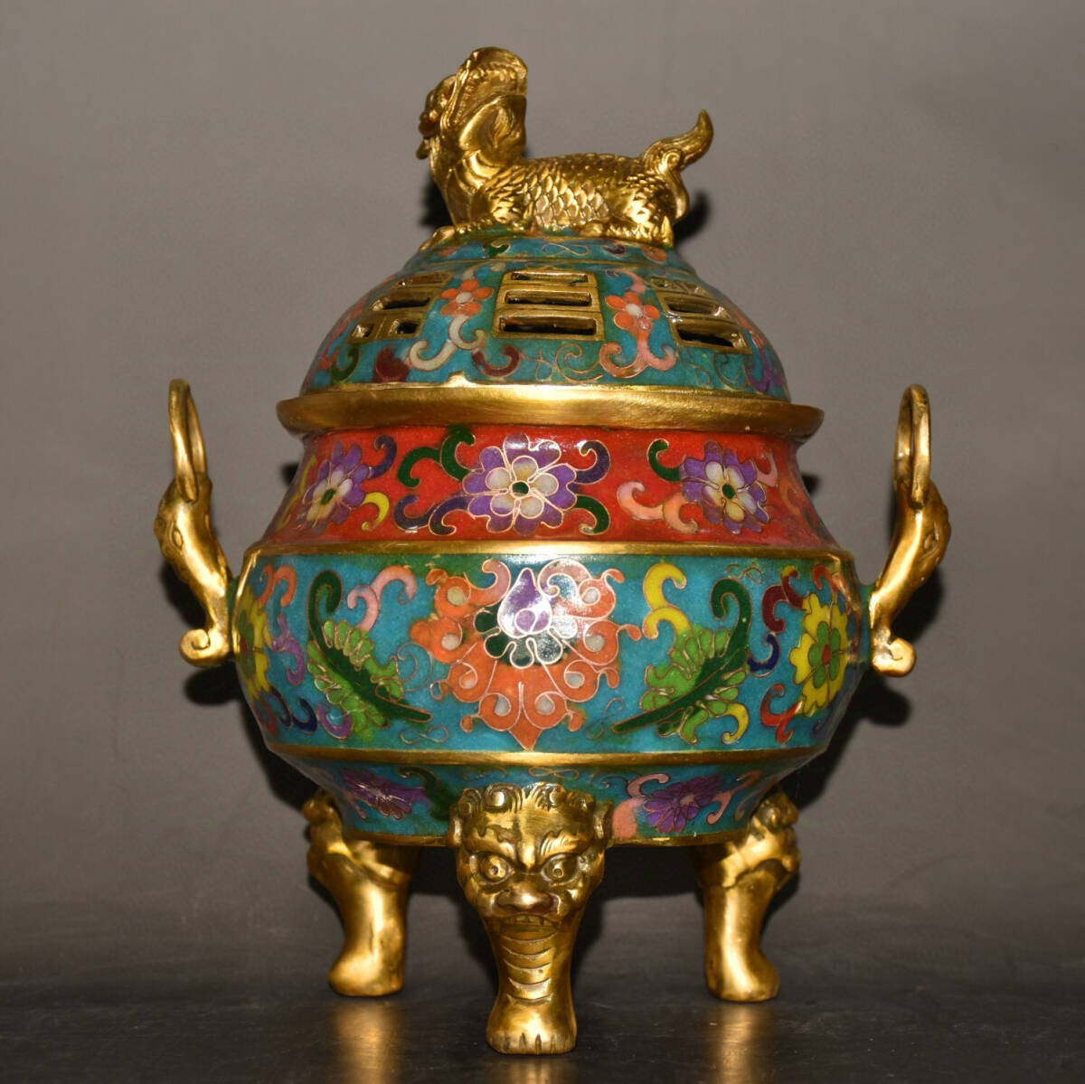館蔵珍品 銅製 塗金 景泰藍 琺瑯彩 雙耳 三足熏香炉』置物 館蔵珍品 銅製 塗金 景泰藍 琺瑯彩 雙耳 三足熏香炉』置物