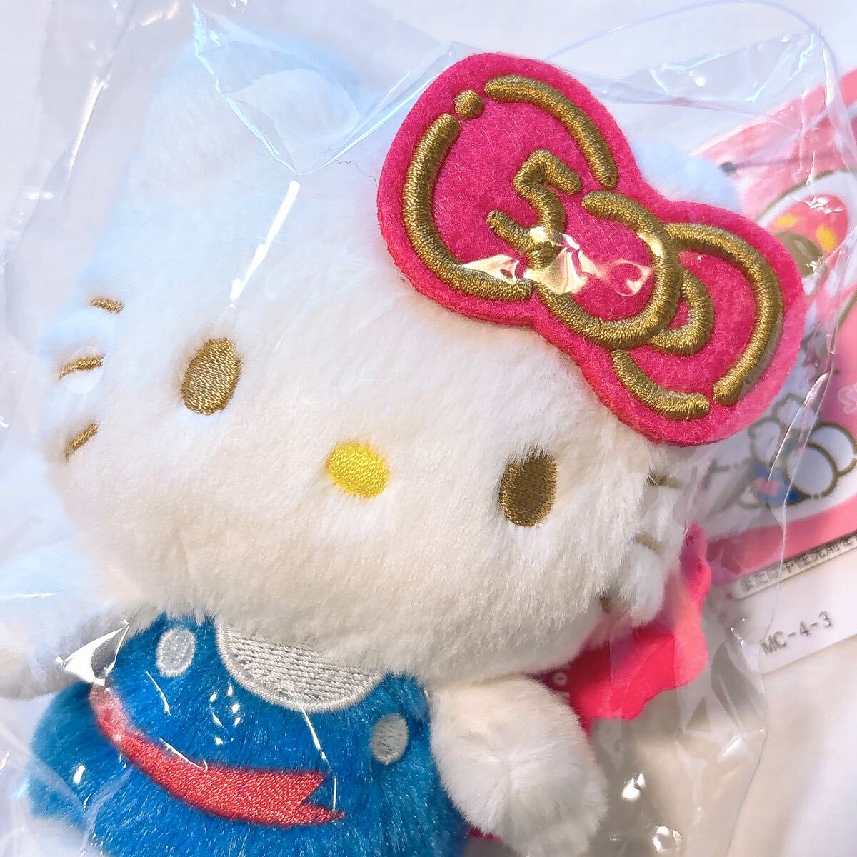 JR西日本 限定 ハローキティ新幹線 ぬいぐるみキーチェーン JR西日本 限定 ハローキティ新幹線 ぬいぐるみキーチェーン