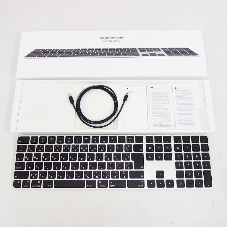 ほぼ未使用 Apple 純正 Magic Keyboard With Touch ID and Numeric keypad MMMR3J/B A2520 インボイス可 【お本1125-140-1125】清
