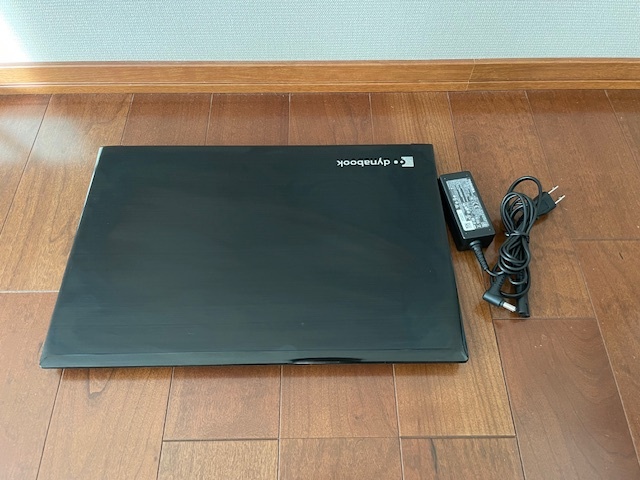 中古　売り切り　東芝　TOSHIBA　dynabook T55/FBS　Core i5-7200U　2.5GHz SSD256GB 早い　メモリ16GBまで増設　DVD　bluetooth 