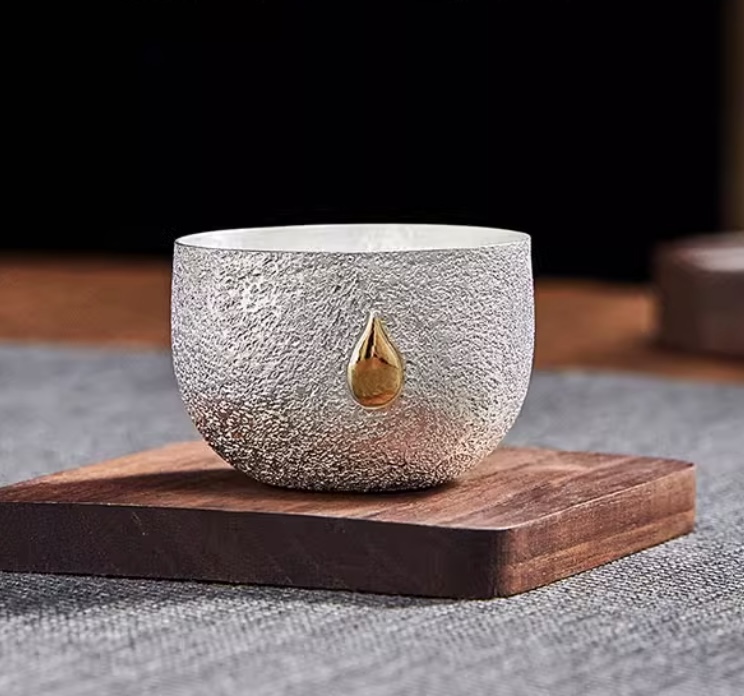 Yahoo!オークション - 新品 純銀のカップ おちょこ 一口 足銀999 Yahoo!オークション - 新品 純銀のカップ おちょこ 一口 足銀999