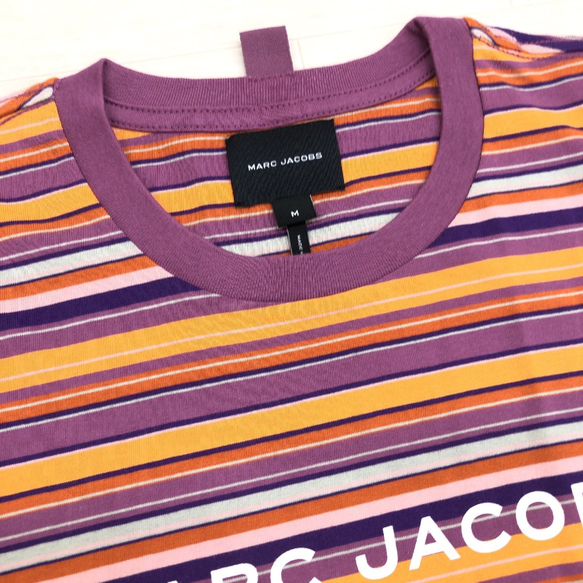 新品 MARC JACOBS マークジェイコブス 定価18,000円 カラーストライプ ザ Tシャツ M マルチカラー 半袖 ロゴプリント トルコ製 国内正規品_画像4