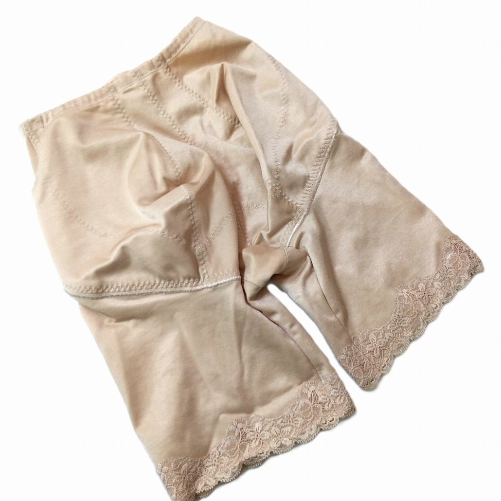 シャルレ ドゥヴァンナ FE192 華やか補(bǔ)整?美尻ガードル（セミロング）ペールオーキッド 70 送料200円～ 宅急便復(fù)數(shù)同梱発送可