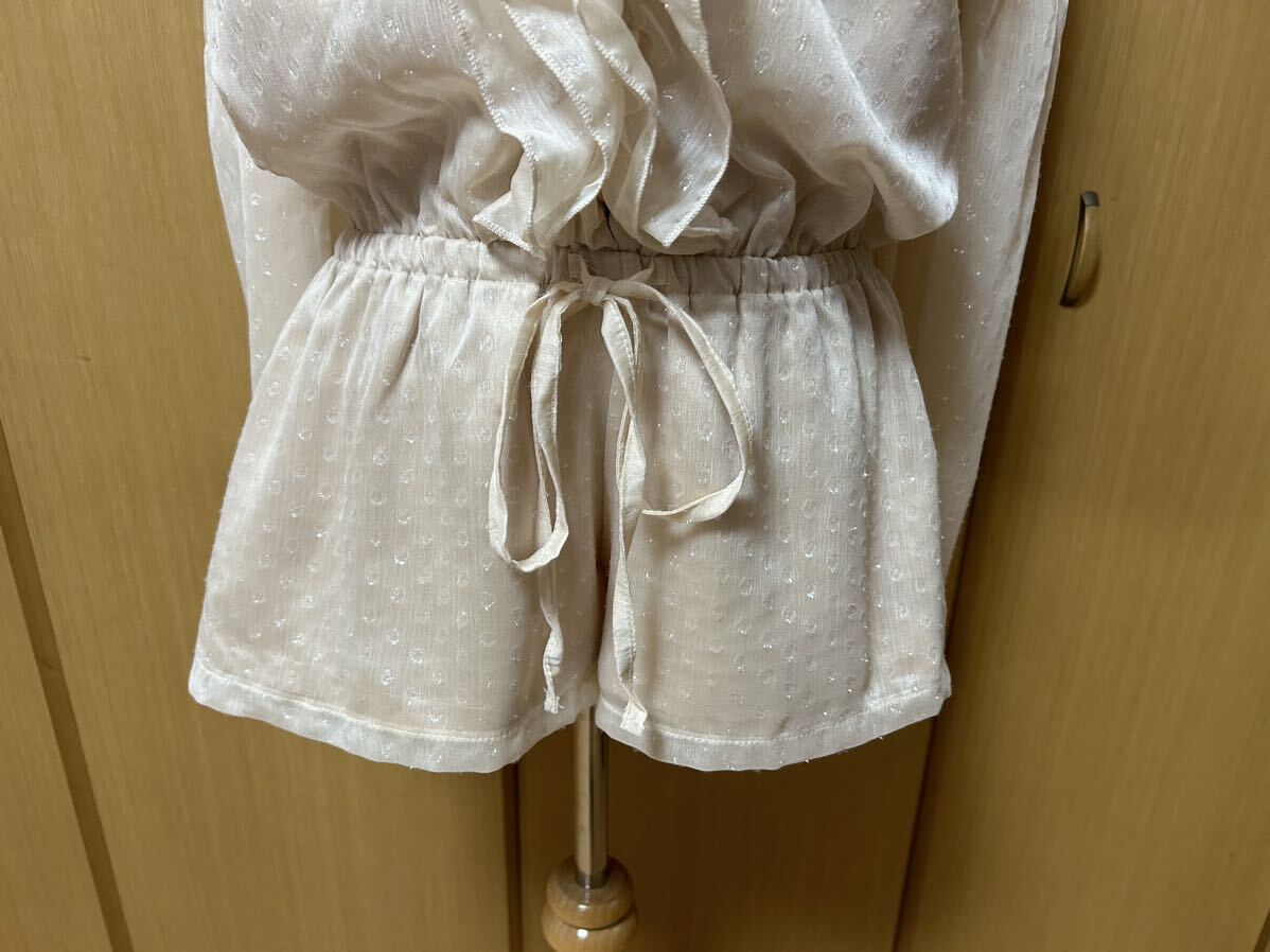 新品 タグ付き MEJANE オールインワン ドットシースルー フリル コンビネゾン ベージュ ミージェーン 双子コーデ_画像4