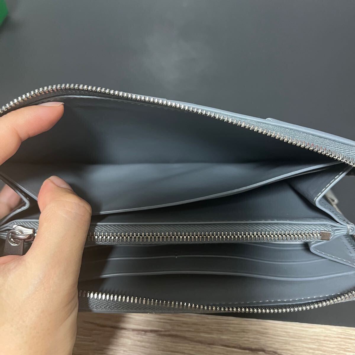 ボッテガヴェネタ bottegaveneta 長財布 未使用 グレー ラウンド ボッテガヴェネタ bottegaveneta 長財布 未使用 グレー ラウンド