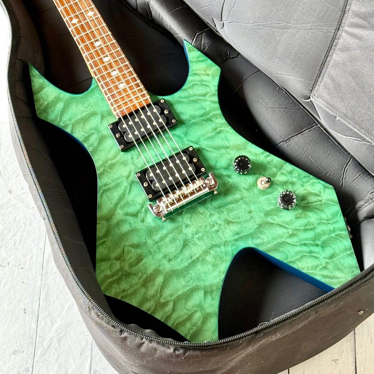 超激レア個体】Godin Summit Classic A/E エレキ&エレアコ