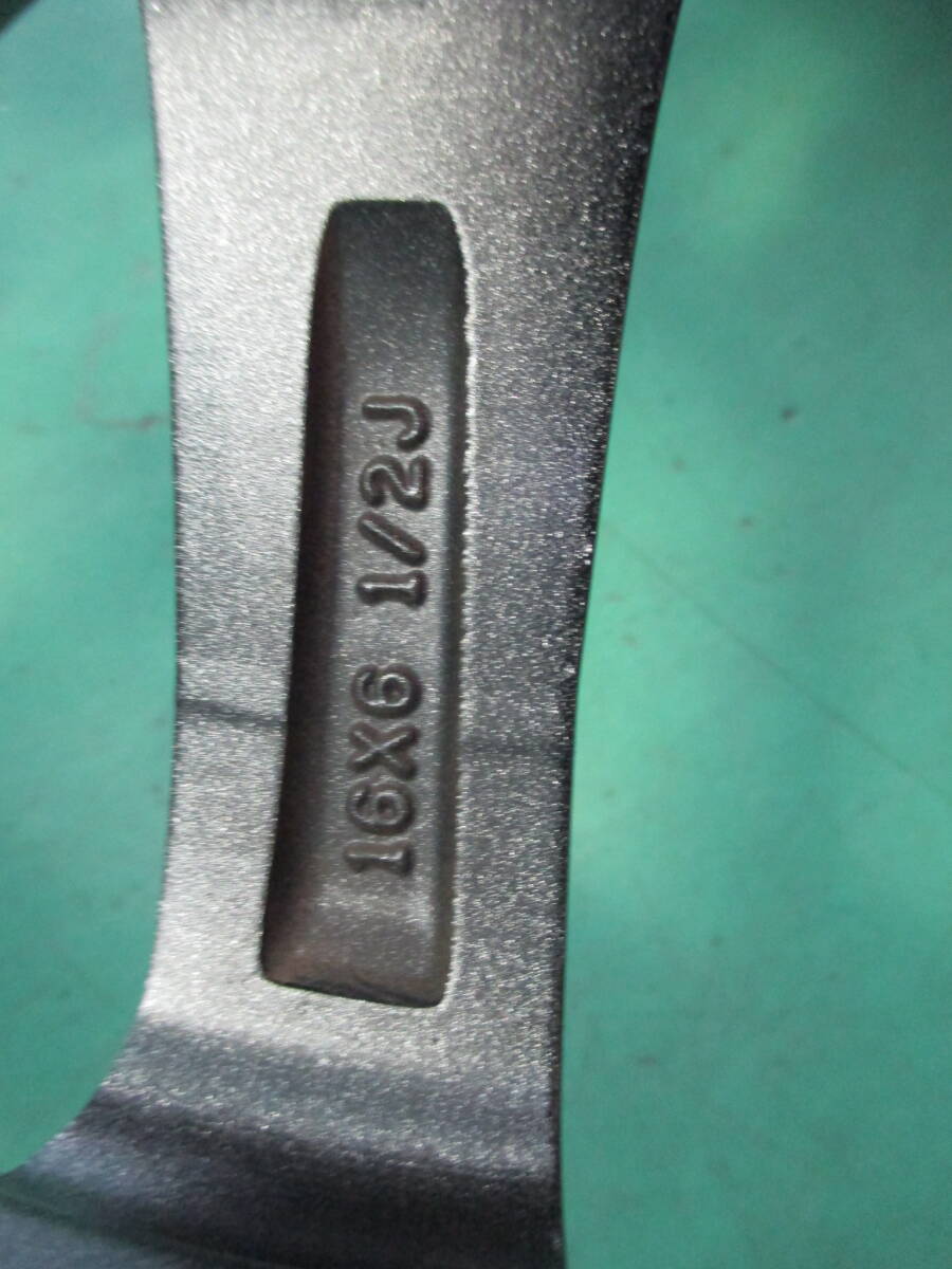 ☆程度良好☆スタットレスアルミセット☆215/70R16☆ＲＡＶ4にて使用＠39_画像4