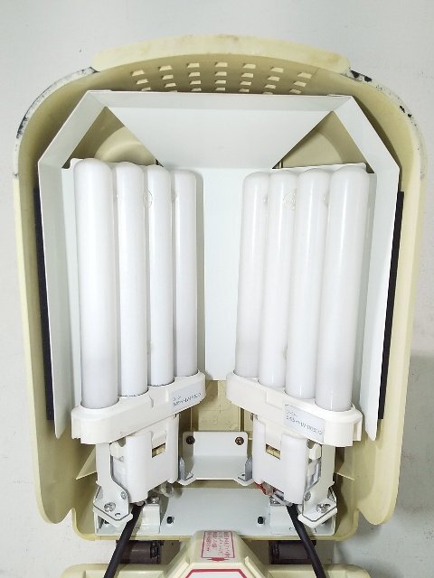 Yahoo!オークション - (1円スタート ) GC ジーシー 光重合器