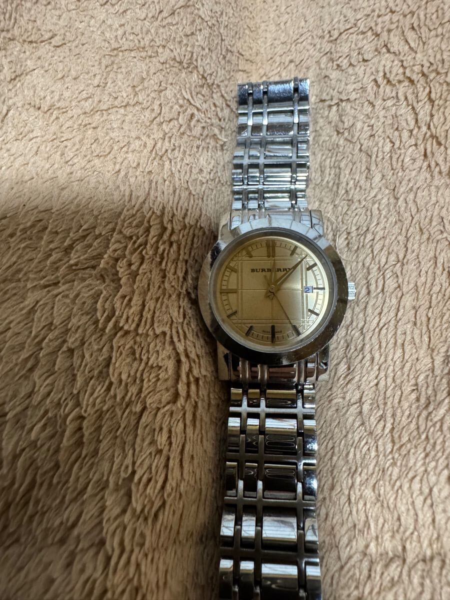 burberry バーバリー bu1353 レディース 稼働品 電池交換済み burberry バーバリー bu1353 レディース 稼働品 電池交換済み