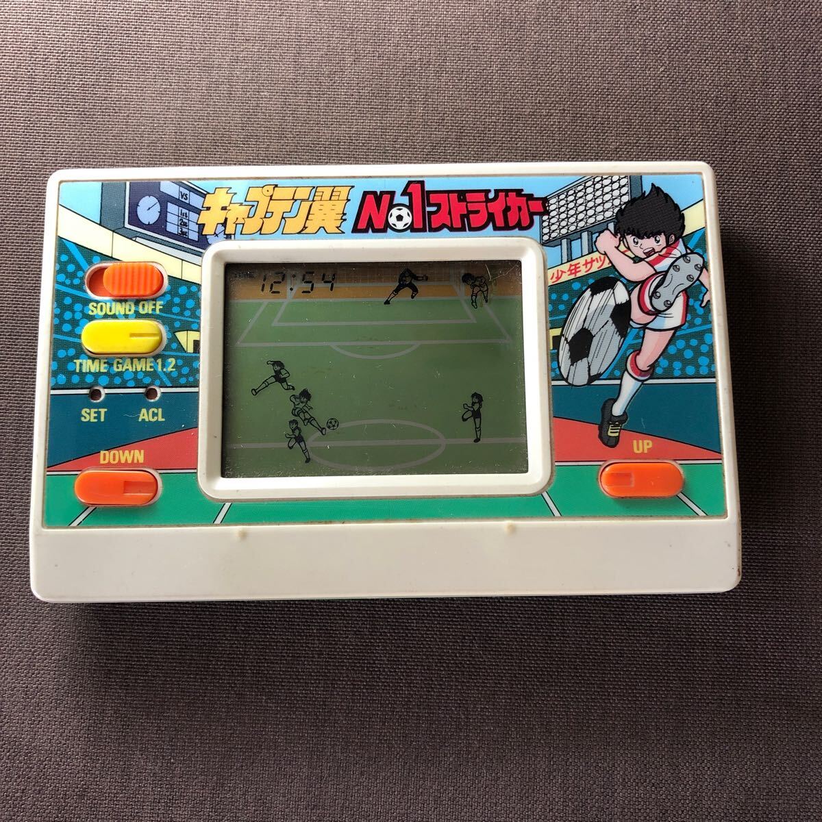 AC1197 携帯型レトロゲーム キャプテン翼 No1ストライカー BANDAI バンダイ 高橋陽一 1984 動作品