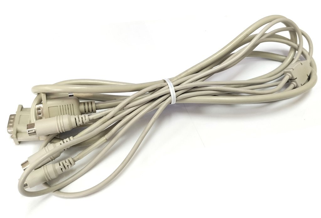 Fujitsu GP5-414 8ポートKVMスイッチ用 PS/2 KVMケーブル 3m_画像1
