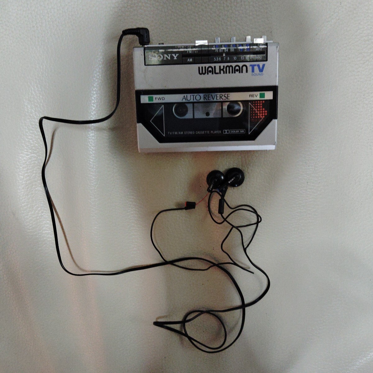 SONY WALKMAN「WM-F55」TV/FM/AM STEREO CASSETTE PLAYER SONY WALKMAN「WM-F55」TV/FM/AM STEREO CASSETTE PLAYER