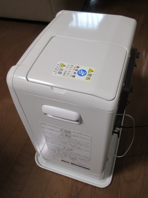 送料込 ダイニチ 石油ファンヒーター FW-3218NE ブルーヒーター 送料込 ダイニチ 石油ファンヒーター FW-3218NE ブルーヒーター