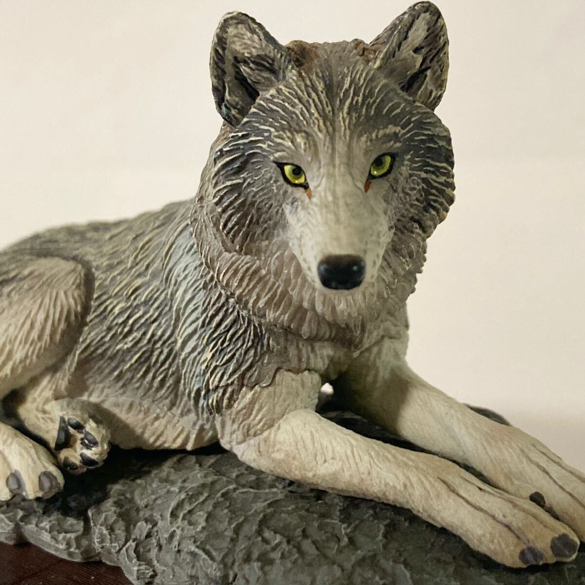内袋未開封■ いきもの大図鑑 イヌ科 オオカミ ノーマル 野生のイヌ科動物 野生の犬科動物 狼 フィギュア ガチャガチャ ガシャポン