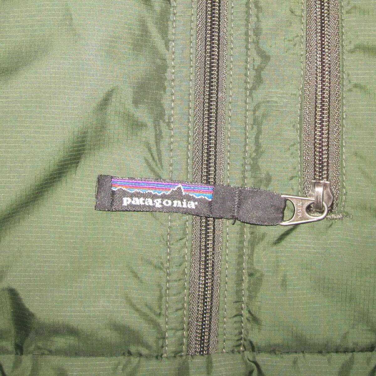 パタゴニア パフボール プルオーバー(XXL) ダークモス 2000年 パタゴニア パフボール プルオーバー(XXL) ダークモス 2000年