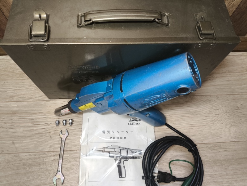 Yahoo!オークション - 美品 ロブスター ER-300N 電気リベッタ Yahoo!オークション - 美品 ロブスター ER-300N 電気リベッタ