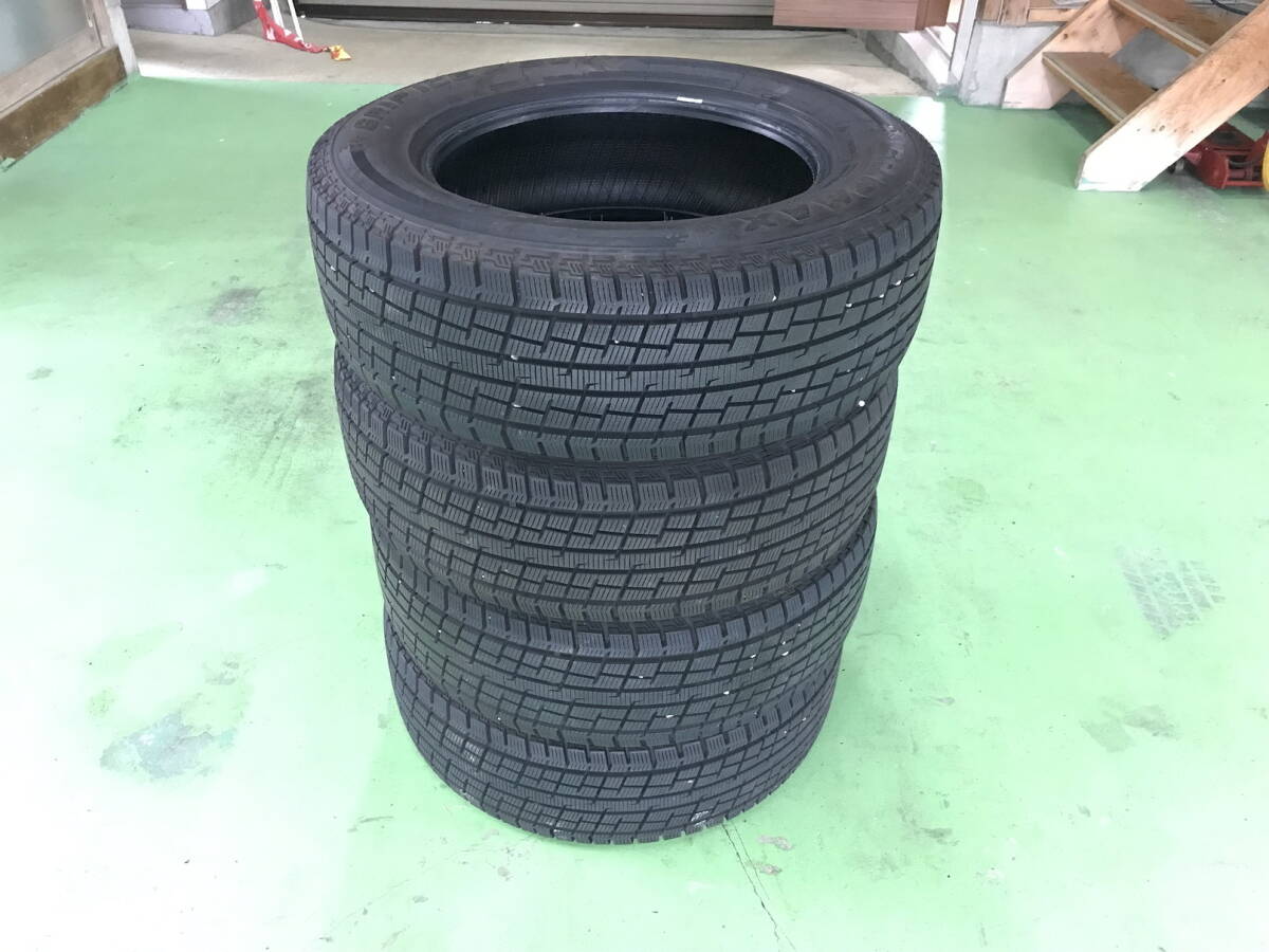 送料無料！2023年製 深溝 9分山 良品 室内保管！ 225/65R17 GRIPMAX ICE X SUV スタッドレス 4本セット